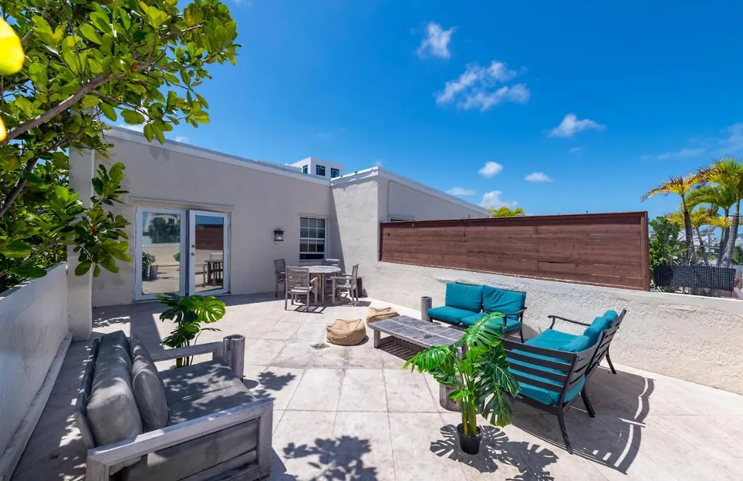 Cento Collins Stays By Mercury South Beach-1